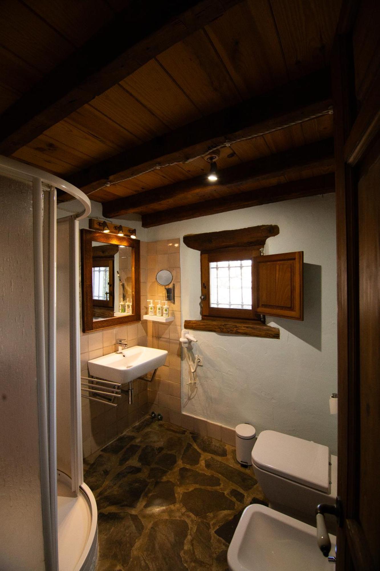 La Casa Del Nogal Villa Guejar-Sierra Bagian luar foto